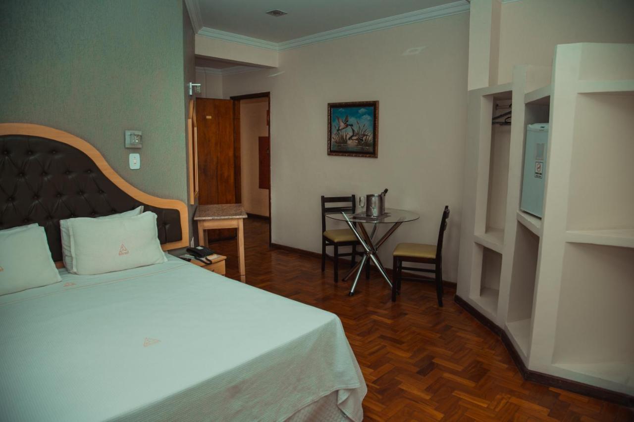 Hotel Meri Conselheiro Lafaiete Exteriér fotografie
